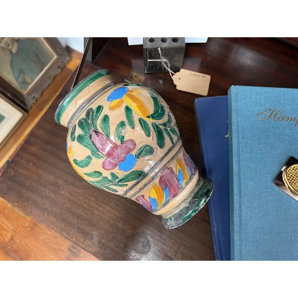 Italian Majolica Tin-Glazed Floral Vase 9″ Handpainted Earthenware, Deruta-Style